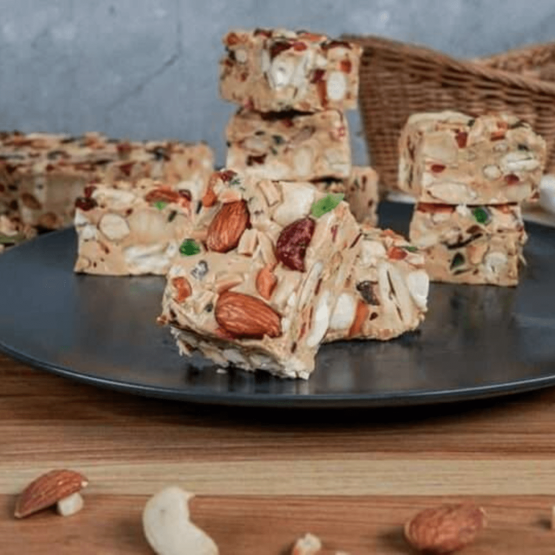 PJJ Candy Nougat Cake (7 Resepi)