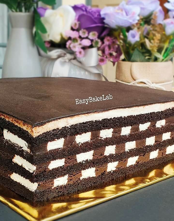Kelas Black & White Russian Cake (1 Resepi)