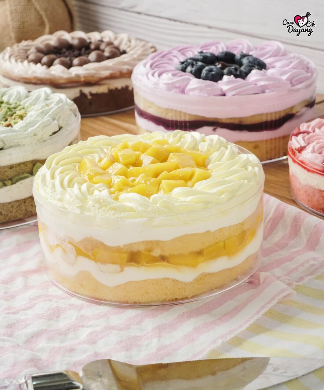 Kelas Online Premium Ice Cream Cake Box (5 Resepi) - Image 5